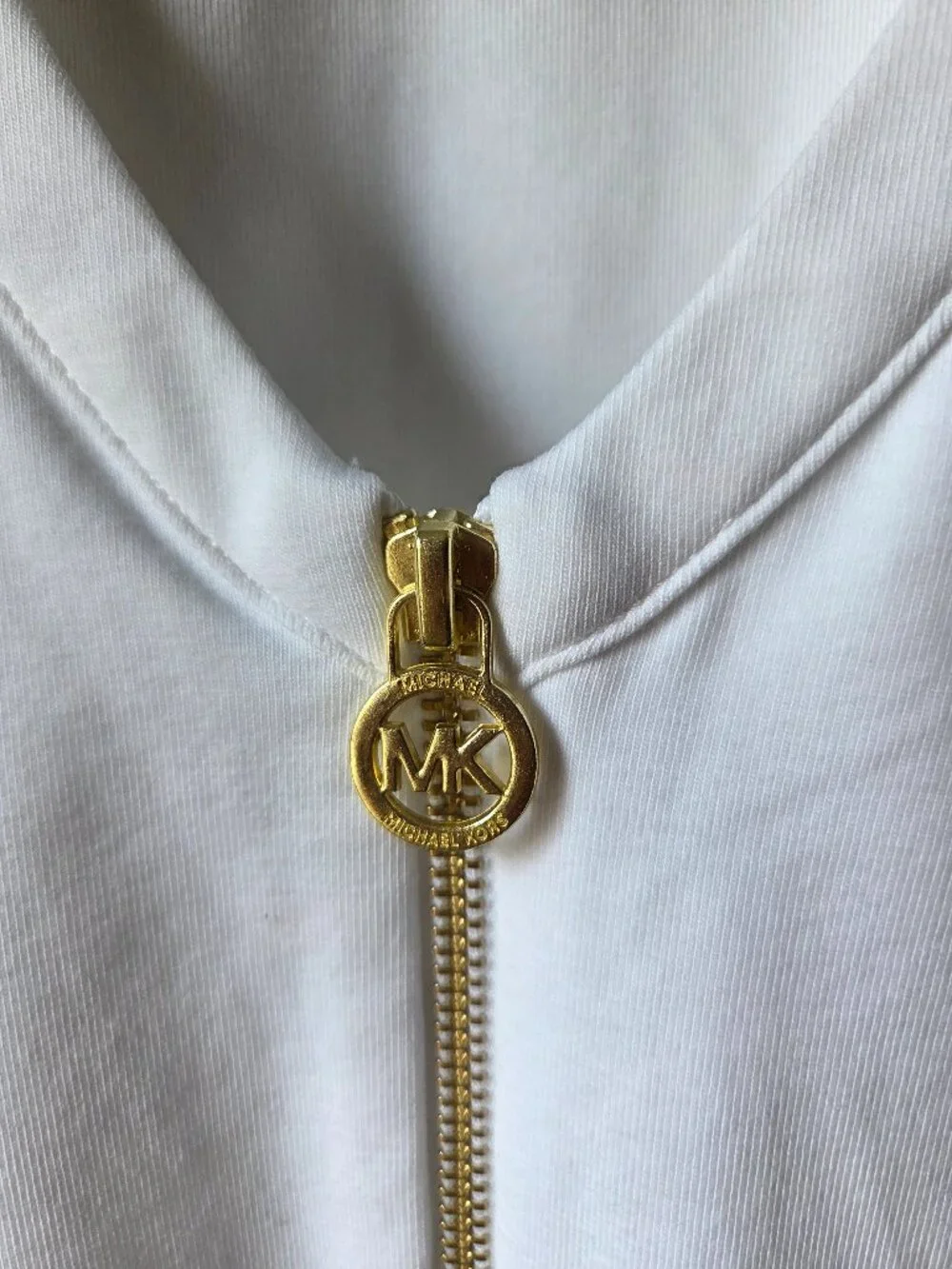 LIKE NEW NEVER WORN MICHAEL KORS WHITE V NECK ZIPPED TEE COTTON BLEND SIZE XL